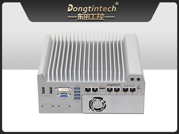 嵌入式無(wú)風(fēng)扇主機(jī)