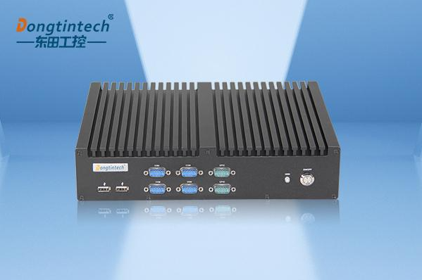 東田嵌入式工控機(jī).png