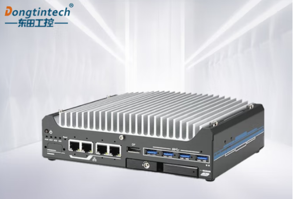 東田嵌入式工控機.png