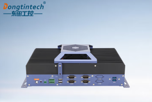 東田嵌入式工業(yè)電腦主機.png