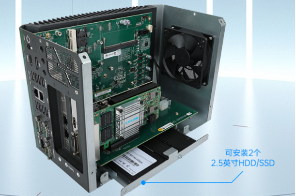 東田車載工控機(jī)機(jī)箱硬盤位.png